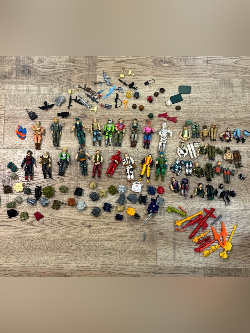 Hasbro G.I. Joe Action Figures Lot of 30 Plus Accessories and Parts Vintage 80s